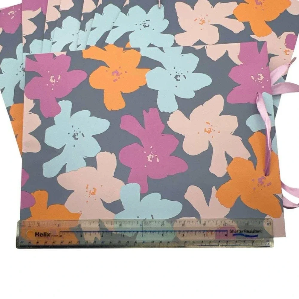 Spritz Gift Bags Floral Flowers Pattern Party Favor Goodie‎ Bags (8) Count 10x12
